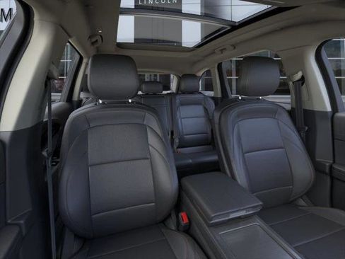 New 2026 Lincoln Nautilus Premier w/ Equipment Group 102A AWD/4WD image 10