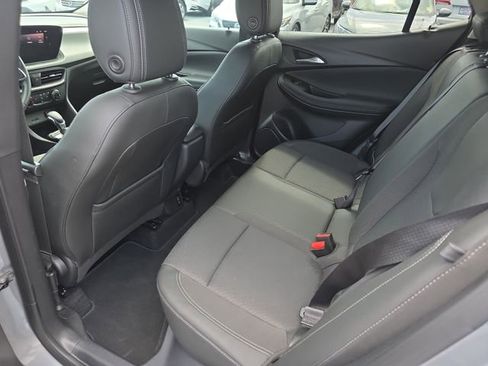 Used 2025 Buick Encore GX Preferred image 28