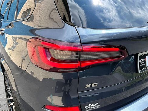 Used 2021 BMW X5 M50i w/ Premium Package AWD/4WD image 29