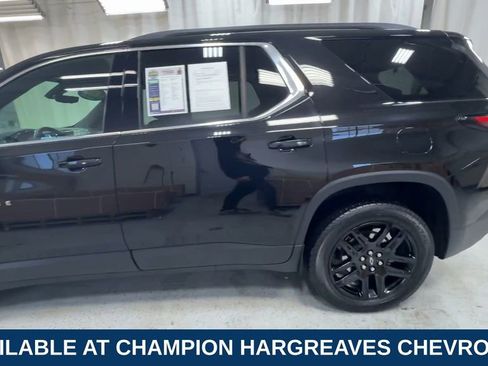 Certified 2023 Chevrolet Traverse LT w/ Rear Camera Mirror Package image 6