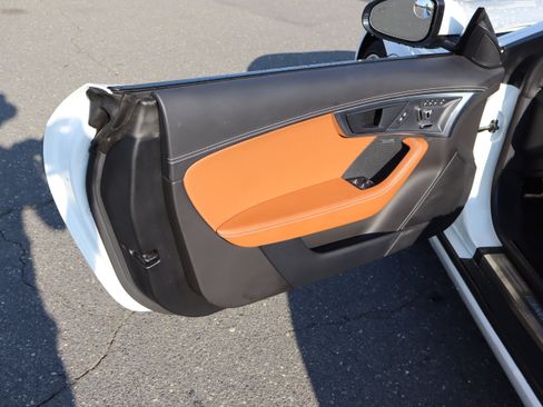Used 2022 Jaguar F-TYPE Convertible RWD image 15