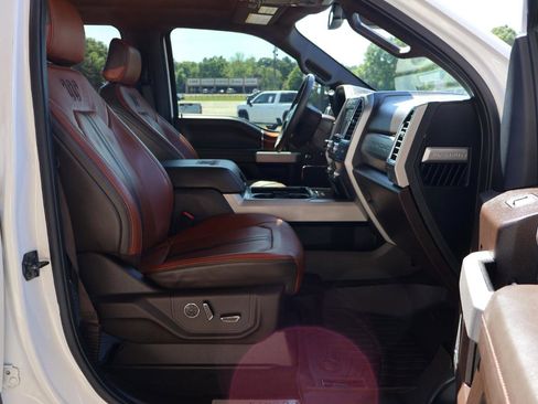 Used 2018 Ford F250 King Ranch w/ King Ranch Ultimate Package image 13