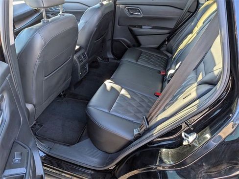 Certified 2024 Nissan Rogue Platinum w/ Platinum Premium Package image 25