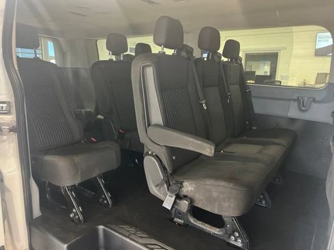 Used 2017 Ford Transit 350 XLT RWD image 26