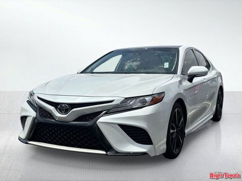 Certified 2019 Toyota Camry XSE w/ Navigation Package image 2
