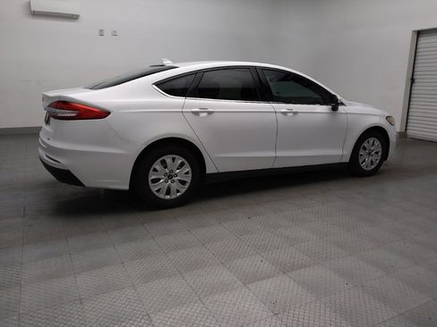 Used 2020 Ford Fusion S image 10