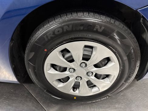 Used 2016 Hyundai Accent SE FWD image 14