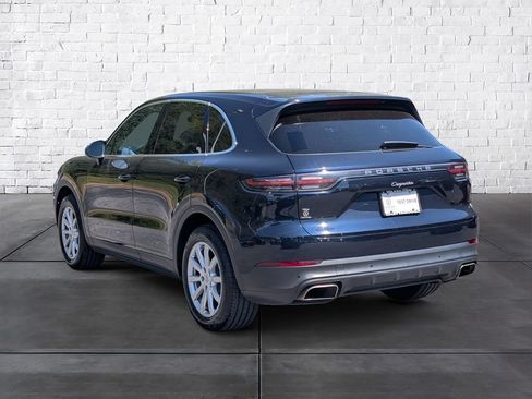 Used 2021 Porsche Cayenne AWD/4WD image 5