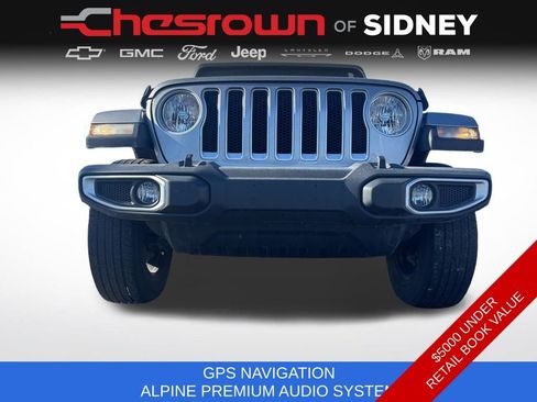 Used 2018 Jeep Wrangler Unlimited Sahara image 16