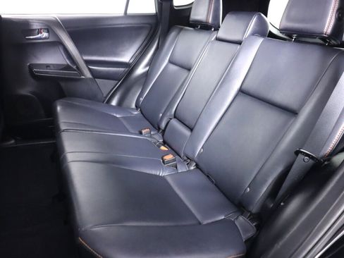 Used 2017 Toyota RAV4 SE AWD/4WD image 32