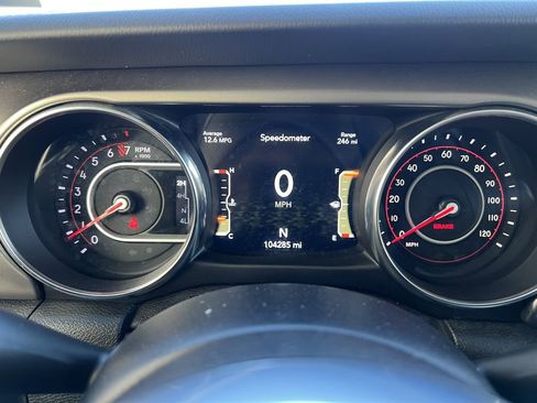 Used 2019 Jeep Wrangler Unlimited Rubicon w/ Dual Top Group image 3