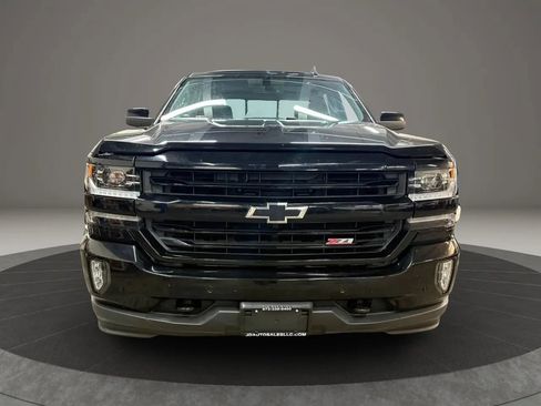 Used 2017 Chevrolet Silverado 1500 LTZ Z71 w/ Midnight Edition image 3