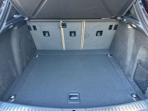 New 2026 Porsche Macan image 16