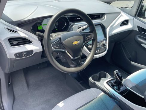 Used 2019 Chevrolet Bolt LT FWD image 9