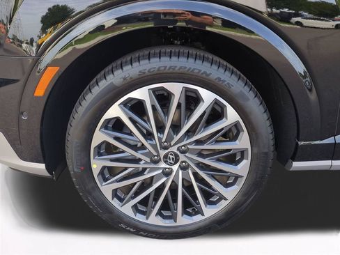 New 2026 Hyundai Palisade Calligraphy FWD image 11