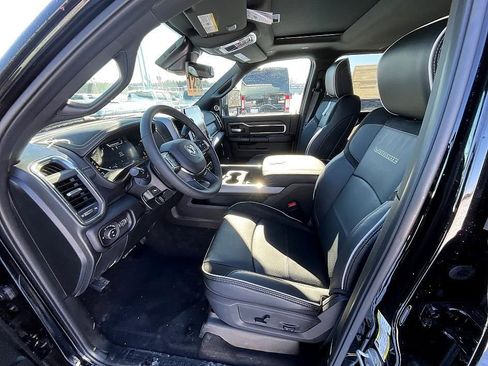 New 2026 RAM 3500 Laramie AWD/4WD image 15