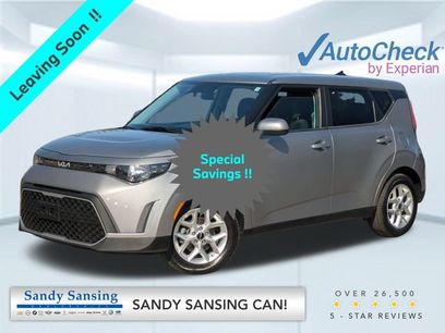 Used 2023 Kia Soul LX w/ Option Group 015
