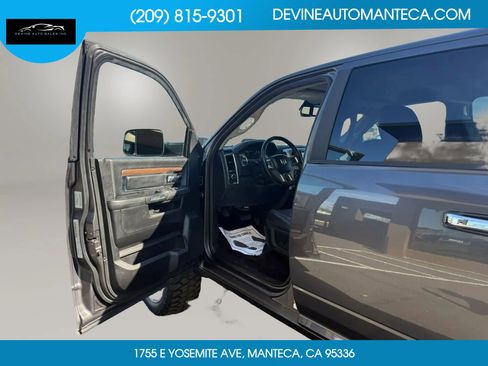 Used 2016 RAM 1500 Laramie w/ Convenience Group image 10
