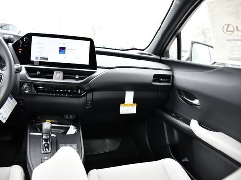 New 2025 Lexus UX 300h AWD image 19