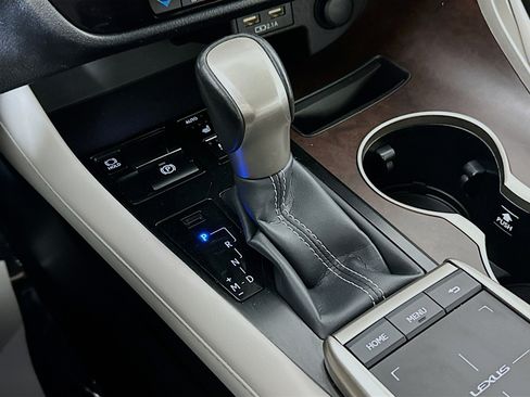 Used 2020 Lexus RX 350 AWD w/ Premium Package image 16