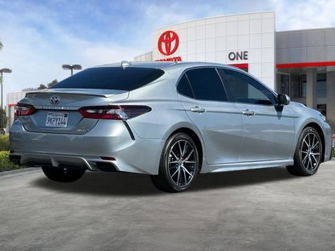 Certified 2024 Toyota Camry SE w/ Audio Upgrade Package FWD image 5