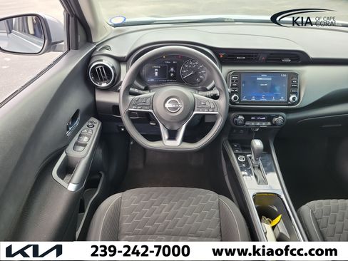 Used 2022 Nissan Kicks SV FWD image 16