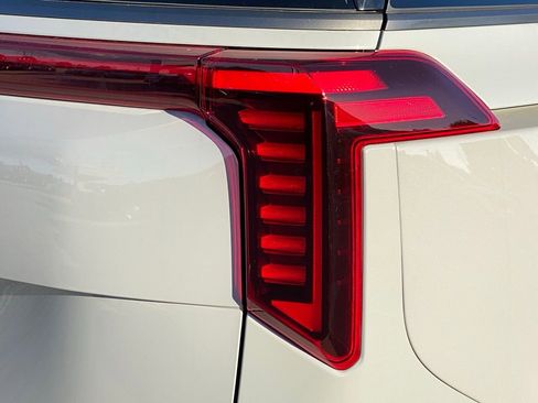 New 2026 Kia Carnival SX Prestige image 4