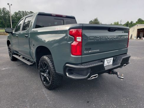 Used 2025 Chevrolet Silverado 1500 LT Trail Boss w/ LT Trail Boss Premium Package AWD/4WD image 4