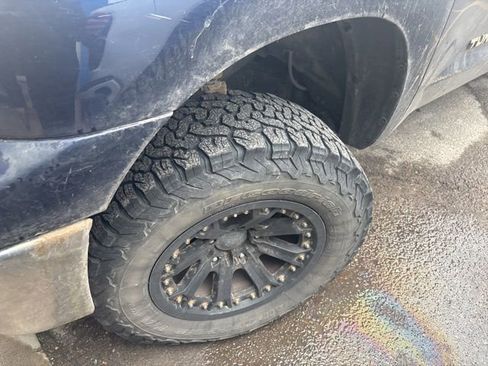 Used 2012 Toyota Tundra 4x4 Double Cab w/ TRD Off-Road Pkg image 14