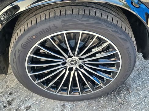 New 2026 Mercedes-Benz GLC 350e GLC 350e image 9