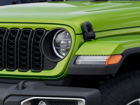 New 2026 Jeep Gladiator Sahara image 10