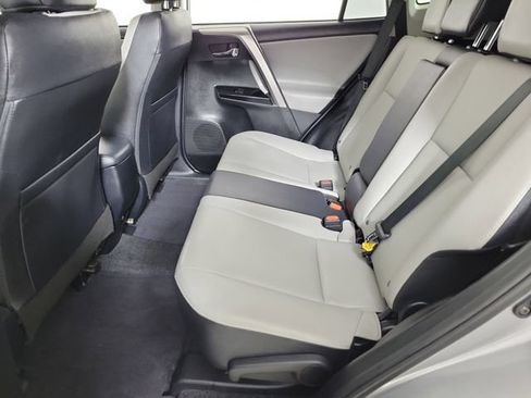 Used 2018 Toyota RAV4 Limited FWD image 12