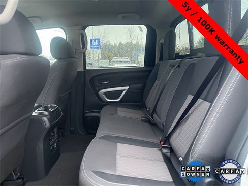 Used 2024 Nissan Titan SV w/ SV Convenience Package image 17