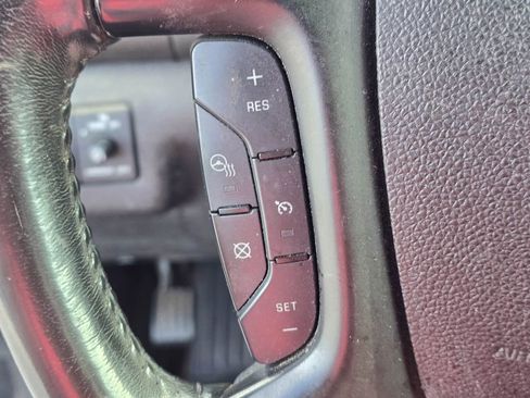 Used 2016 Buick Enclave Premium w/ Experience Buick Package FWD image 20