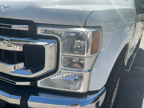 Used 2021 Ford F250 XL w/ STX Appearance Package AWD/4WD image 9