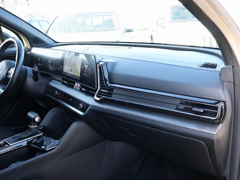 Used 2023 Kia Sportage X-Line w/ X-Line Premium Package image 9