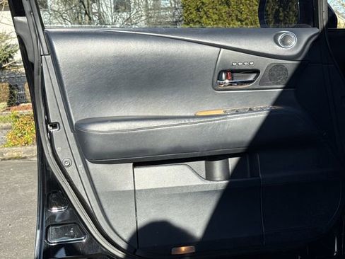 Used 2014 Lexus RX 450h FWD image 16