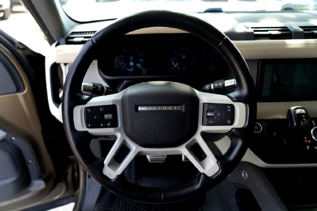 Used 2020 Land Rover Defender 110 First Edition AWD/4WD image 12