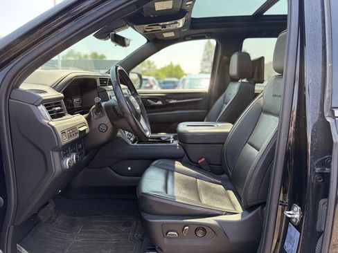 Used 2022 GMC Yukon Denali w/ Denali Ultimate Package AWD/4WD image 27