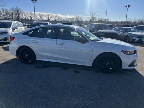 Certified 2023 Honda Civic Sport image 4