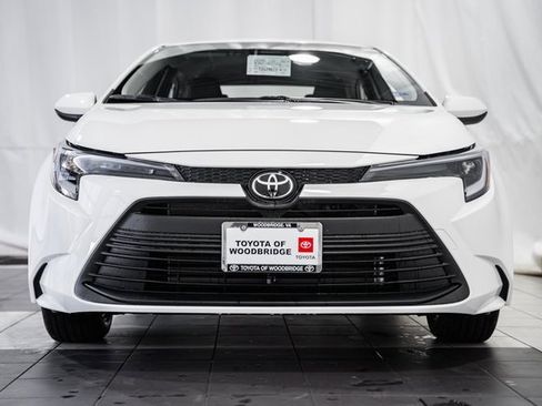New 2026 Toyota Corolla LE image 2