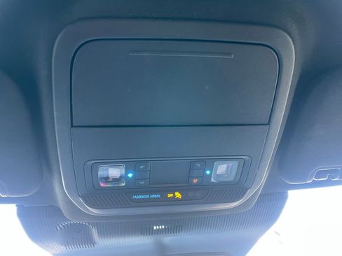 Used 2025 Ford Explorer ST-Line AWD/4WD image 54