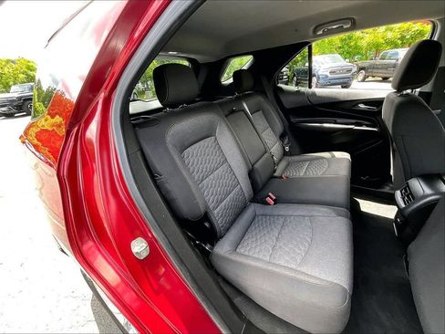 Used 2018 Chevrolet Equinox LT AWD/4WD image 15