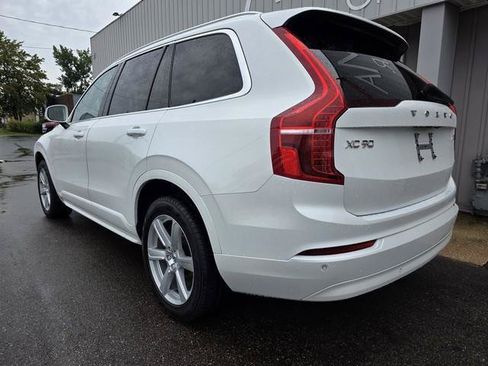 Used 2023 Volvo XC90 B5 Core AWD/4WD image 5