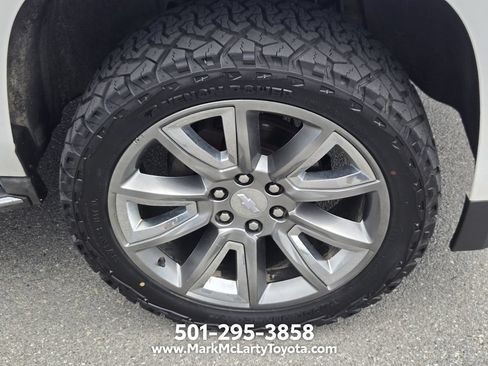Used 2016 Chevrolet Tahoe LTZ AWD/4WD image 21