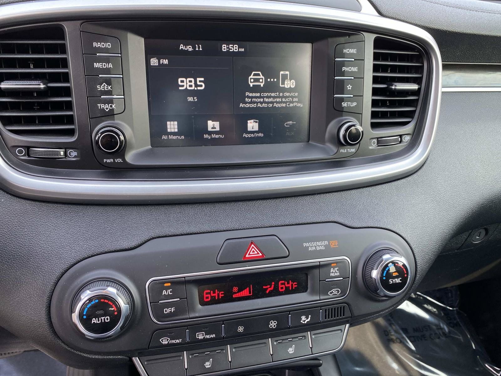 Used 2019 Kia Sorento S AWD/4WD image 11