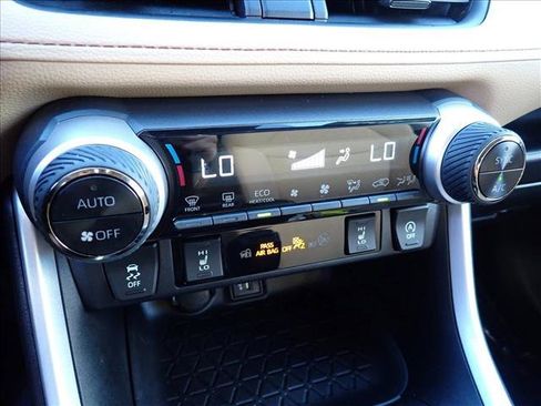 Used 2024 Toyota RAV4 XLE w/ Weather Package AWD/4WD image 19