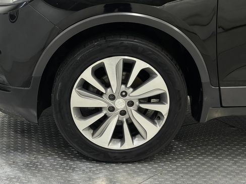 Used 2019 Buick Encore Preferred FWD image 33