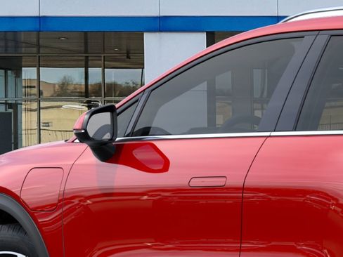 New 2026 Chevrolet Equinox EV LT AWD/4WD image 13