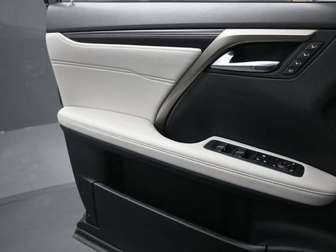 Certified 2021 Lexus RX 350L Luxury w/ Accessory Package FWD image 21